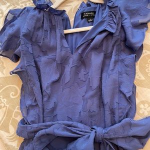 Tahari Aurthur levine size 2-4 gorgeous deep periwinkle blue dress